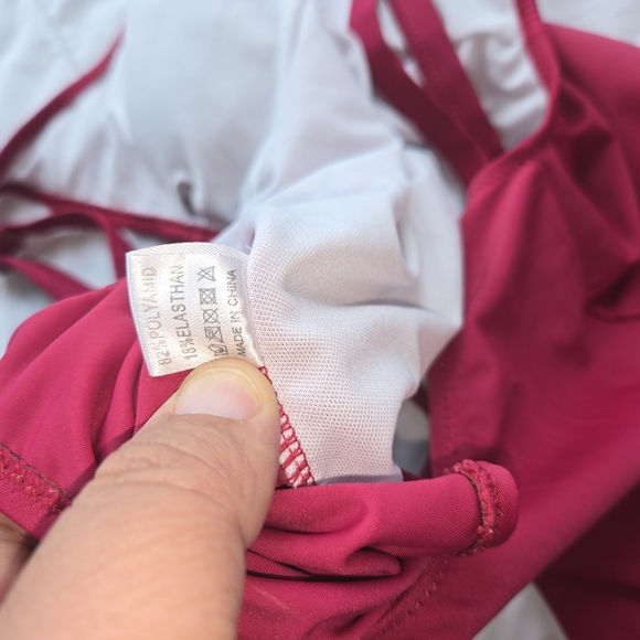 One Piece Red Swiming Suit Size S - Picture 4 of 4